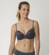Σουτιέν Triumph Body make-up soft touch