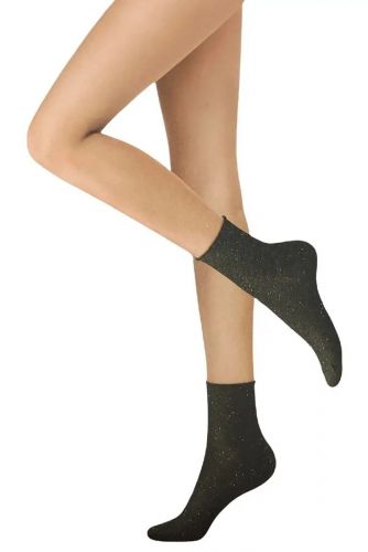 Γυναικεία κάλτσα κοντή με ελεύθερο τελείωμα